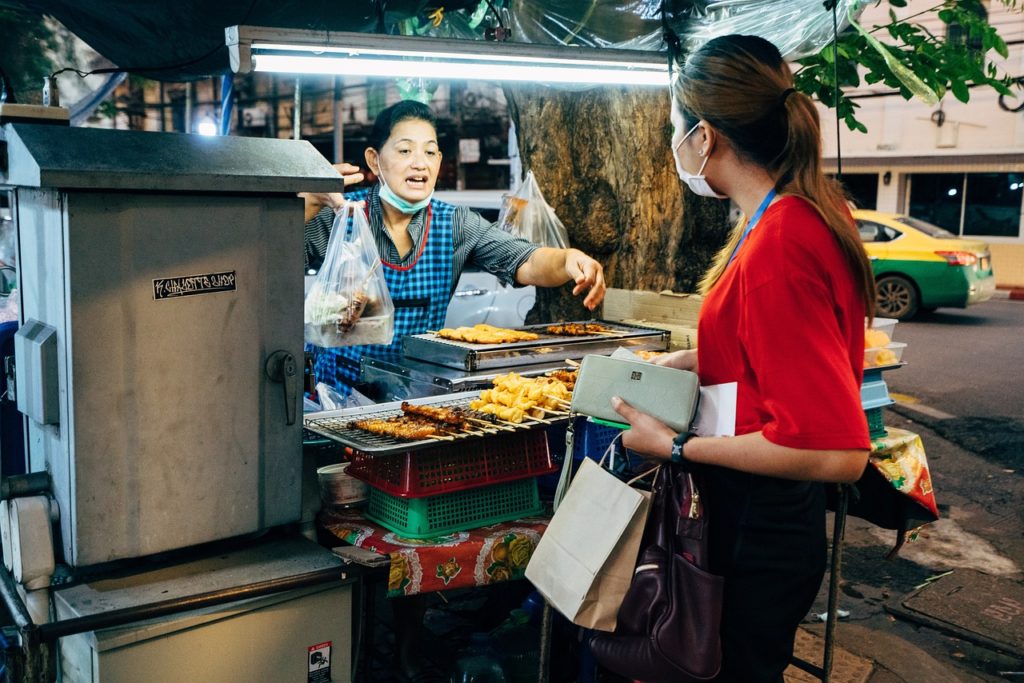Som Tam v Thajsku – streetfood jedlo